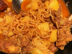 -云海肴·汽锅鸡·云南菜(天山百盛优客店)