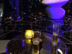 -OZONE 顶楼酒吧(香港丽思卡尔顿酒店)