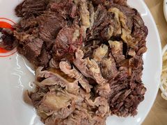 -闫家驴肉老店(华电一校店)