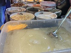 -八一路好吃街(雨田商务大厦店)