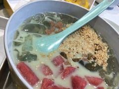 -蛙两只美蛙鱼头火锅(恒茂店)