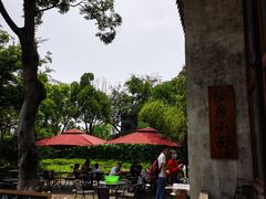 -田园东方蜜桃村的田野营地