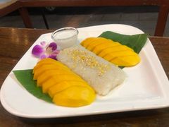-Dang restaurant (patong phuket)