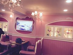 -Hello Kitty Cafe(弘大店)