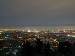 -鬼笑石后山停车场