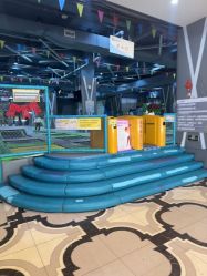 -反弹蹦床公园·亲子乐园·团建·派对(尚品奥莱店)