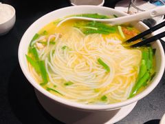 蒙自过桥米线-南蛮子(进贤路店)