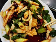 -瑞杰烧烤店·24小时营业(山东路店)