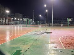 -北京理工大学中关村校区篮球场(校园南路店)