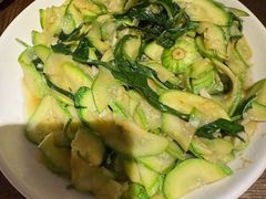 -小喜客·云南特色菜(纳西庭院店)