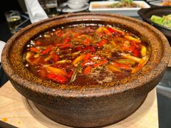 石锅肥肠烧血旺-铜锣湾·有麝自然香(渝北财富中心店)