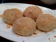 黄桥烧饼-小龙酒家(桂平路店)
