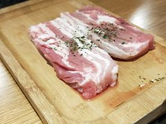 -江南猪肉商会无限续吃(弘大店)