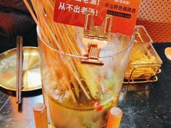 -何师烧烤Pro ·江湖川菜·小龙虾·精酿啤酒(太古里旗舰店)