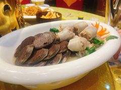 精品血肉肠拼盘-德乐海蒙餐