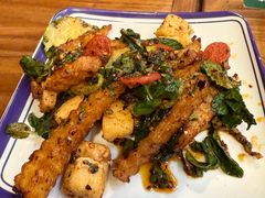 -云阿蛮云南生烫牛肉米线(奉贤路店)