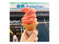-全家便利店(东直门店)