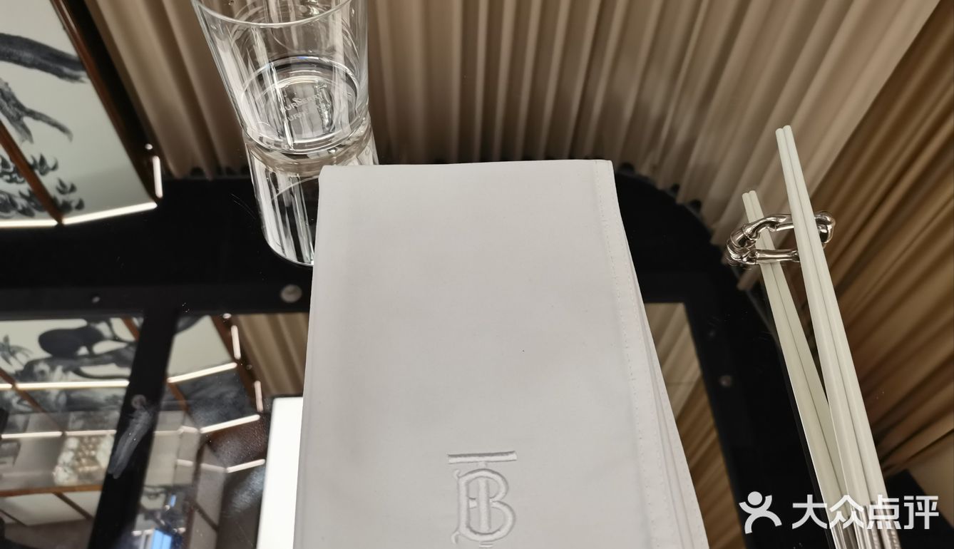 亚洲首家Burberry 餐厅