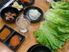 -肉甲韩国木炭烤肉(新壹街1店)
