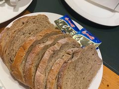 餐前面包-兰特伯爵西餐厅·啤酒屋(方庄店)