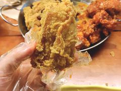 -BHC炸鸡(明洞总店)