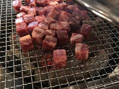 雪花肉粒-肉甲韩国木炭烤肉(新壹街1店)