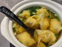 -莱莱小笼·乔艾
