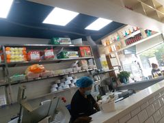 -百品聚旋转火锅(万德庄店)