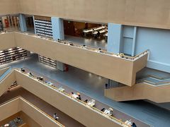 -成都大学-图书馆