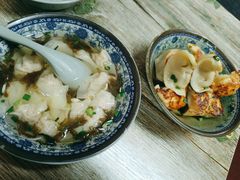 -无名氏宵夜小摊(祝家三姐妹馄饨店)