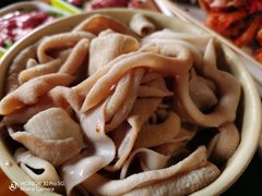 -两三事小郡肝串串香火锅(桂庙店)