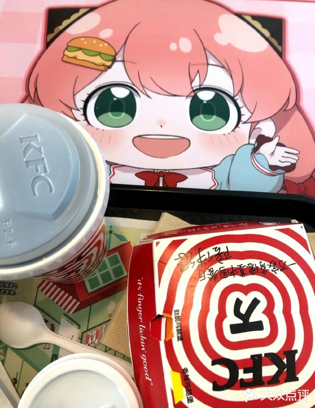 肯德基又出联名款了!间谍过家家