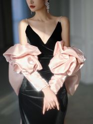 -不晚国际婚纱礼服