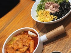 金枪鱼沙拉拌饭-吾里.春川家韩国料理(万达店)