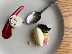 蔓越莓酱香草冰淇淋-EN SPACE恩空间