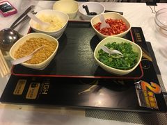 -鲜入围煮花胶鸡海鲜火锅