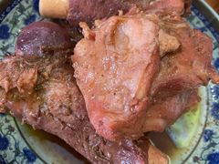 酱骨棒-东北哈尔滨酱骨头馆房掌柜铁锅炖