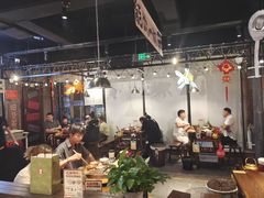 -萍姐火锅·公路夜市(武汉首店)