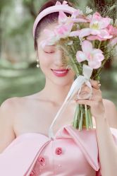 -索菲亚婚纱摄影