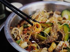-周良天山牛杂城(天山路总店)