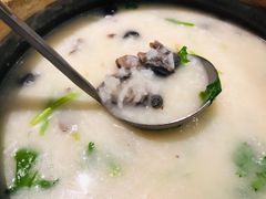 乌鸡粥-稻鲜记潮汕砂锅粥