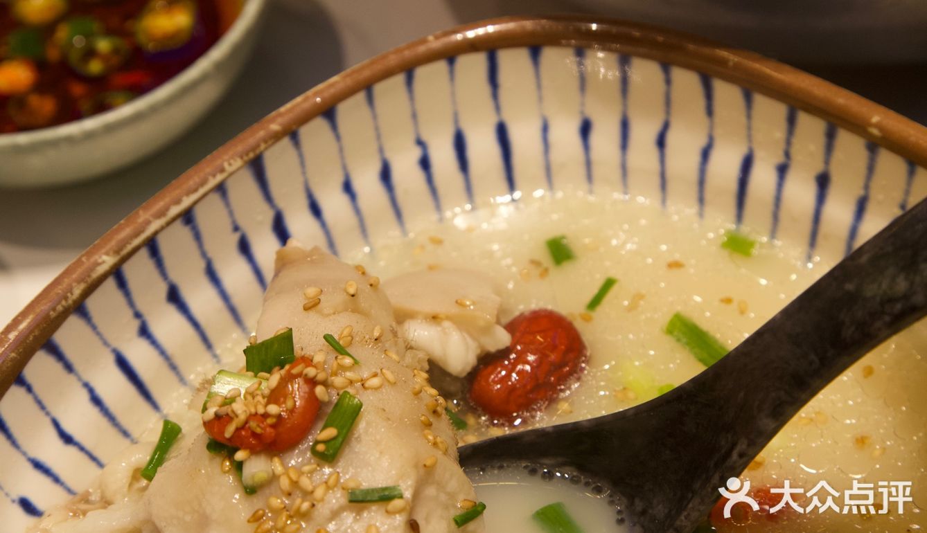 在上海🥰分享一家正宗四川串串店