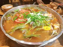 -亮欢寨酸汤鱼(沙冲路店)