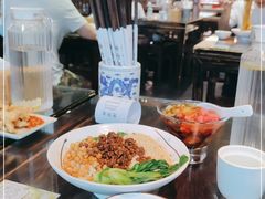 -张氏宽窄巷成都名小吃(茂业百货华强北店)