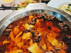 -新沸腾鱼乡(世贸天阶店)