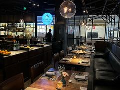 -Carbon莫卡哆·意大利复古集市餐厅(杭州大厦店)