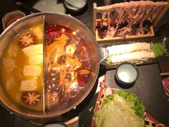 -湊湊火锅·茶憩(新中关购物中心店)