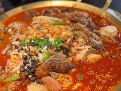 -张翻越·川渝冒菜·武汉黑鸭煲(城北万象城店)