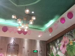 -芭莉与彩虹西餐厅(成都合生汇店)