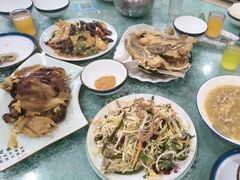 -鹤乡东北菜(崮山路店)